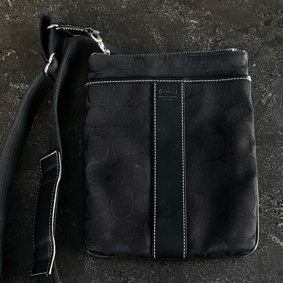 COACH Black Crossbody, Almost brand new - Picture 6 of 6